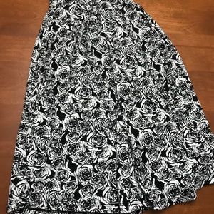 NWT XL LuLaRoe Madison Skirt